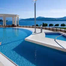 Kelowna Luxury Golf And Wine Tour